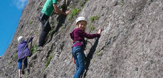 Besaide, escalada en familia