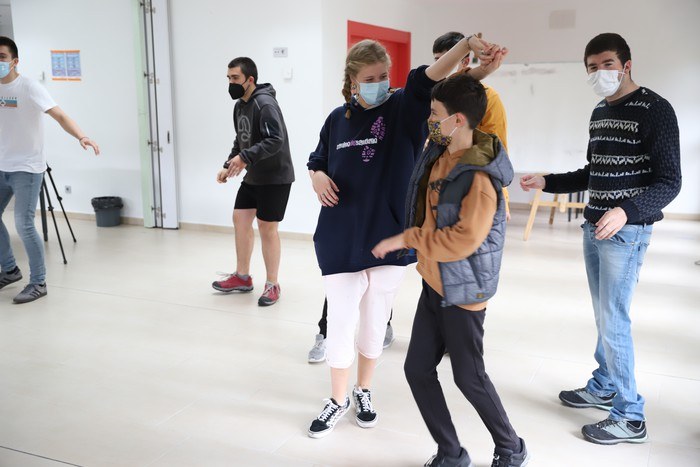Abierto el plazo de inscripción para la iniciativa 'Arrasaten bertakoak dantzan' dirigida a jóvenes con diversidad funcional