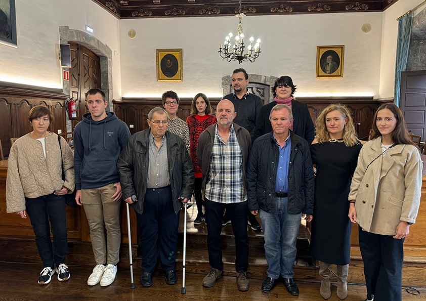 El Ayuntamiento de Arrasate ha celebrado hoy, 10 de noviembre día de la Memoria, el acto de reconocimiento a Emilia Larrea Sáez de Adana