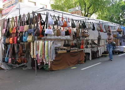 El Ayuntamiento ha aprobado el pliego que regulará las licencias de puestos de venta ambulante durante las fiestas de San Juan