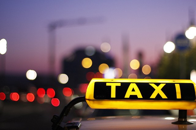 Puesta en marcha del proceso para adquirir licencia de autotaxi
