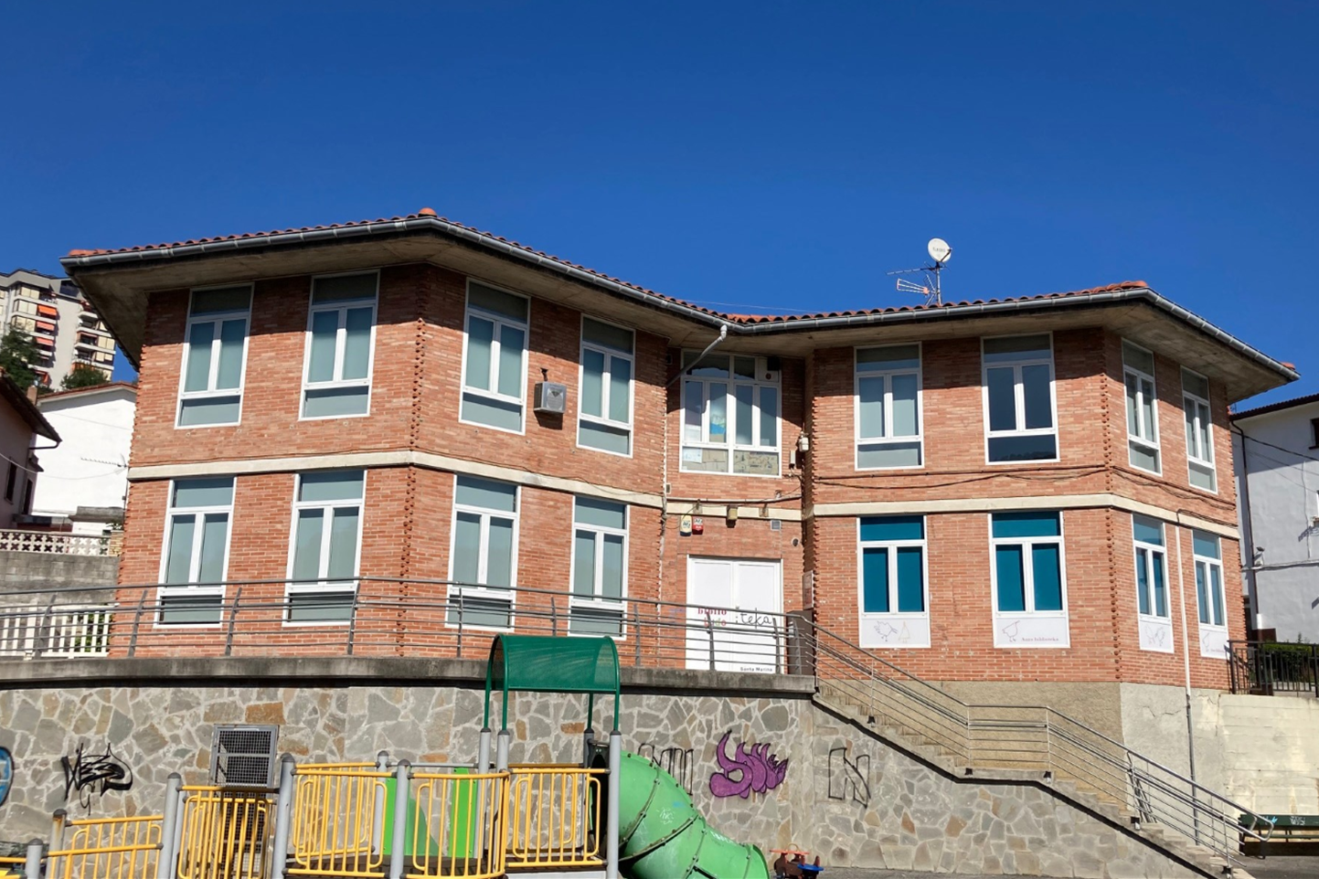 Biblioteca de barrio de Santa Marina