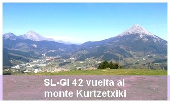 © Joxema Bergaretxe ~ Vista desde la cima Larragain del monte Kurtzetxiki de los montes Anboto y Udalatx