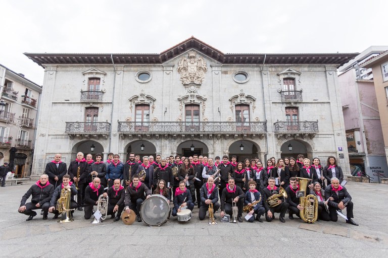 Arrasate Musikal Banda eta Goikobalu