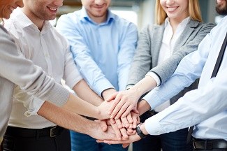 Arrasateko enpresetan herriko langabeak kontratatzeko laguntzen programa irekita dago