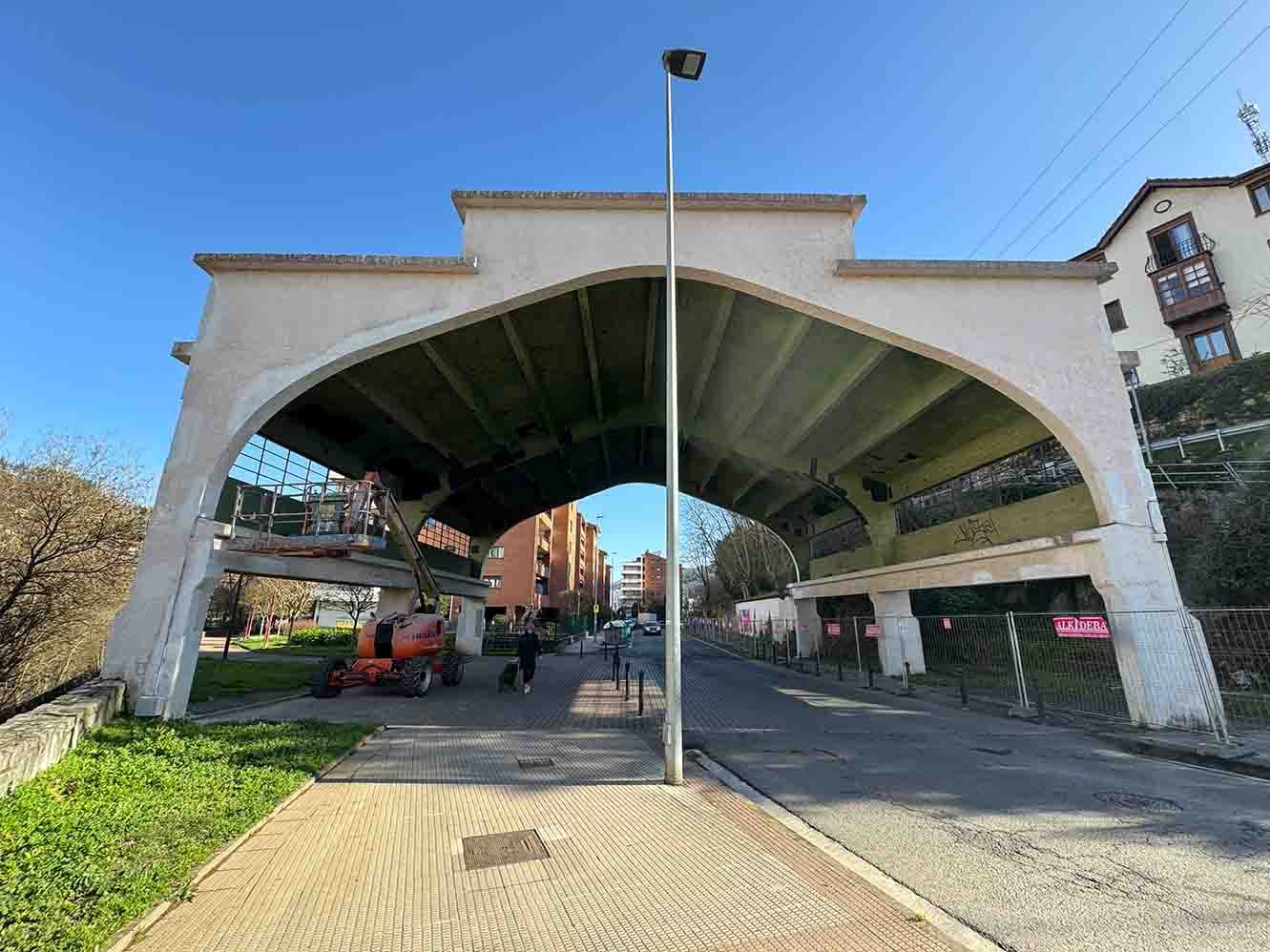 Arrasateko industria ondarea den Zerrajerako aterpea berritu eta mantentzeko lanak hasi ditu Udalak