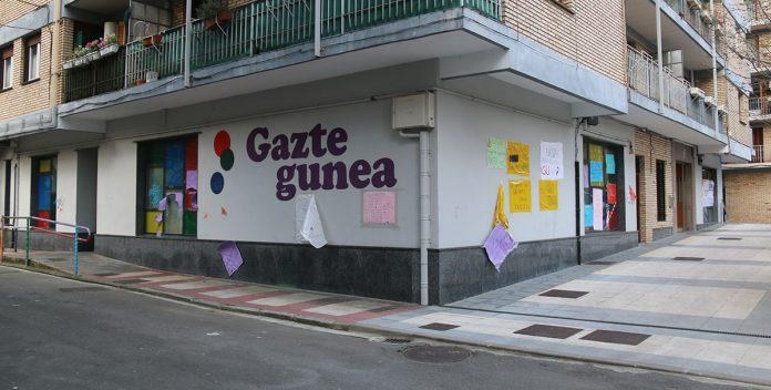 Arrasateko Udalak asteburuetako Gaztegunea Musakolara lekualdatu du behin-behinean, zerbitzua berregokitzeko, bizikidetzaren mesedetan