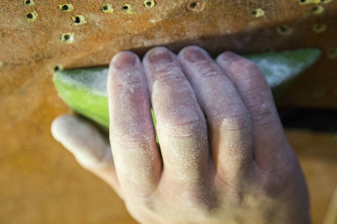 Eskalada hastapena helduentzat Boulderrean