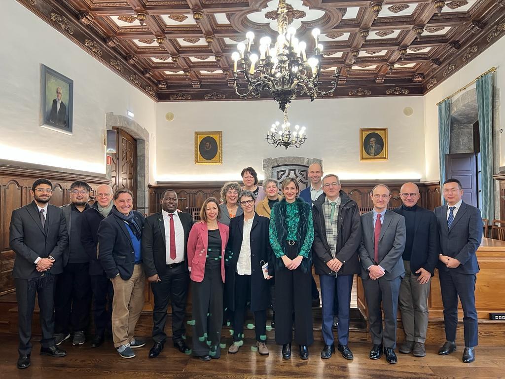 Think Tank Nazioarteko Ekintzailetza #Kooperatiboa