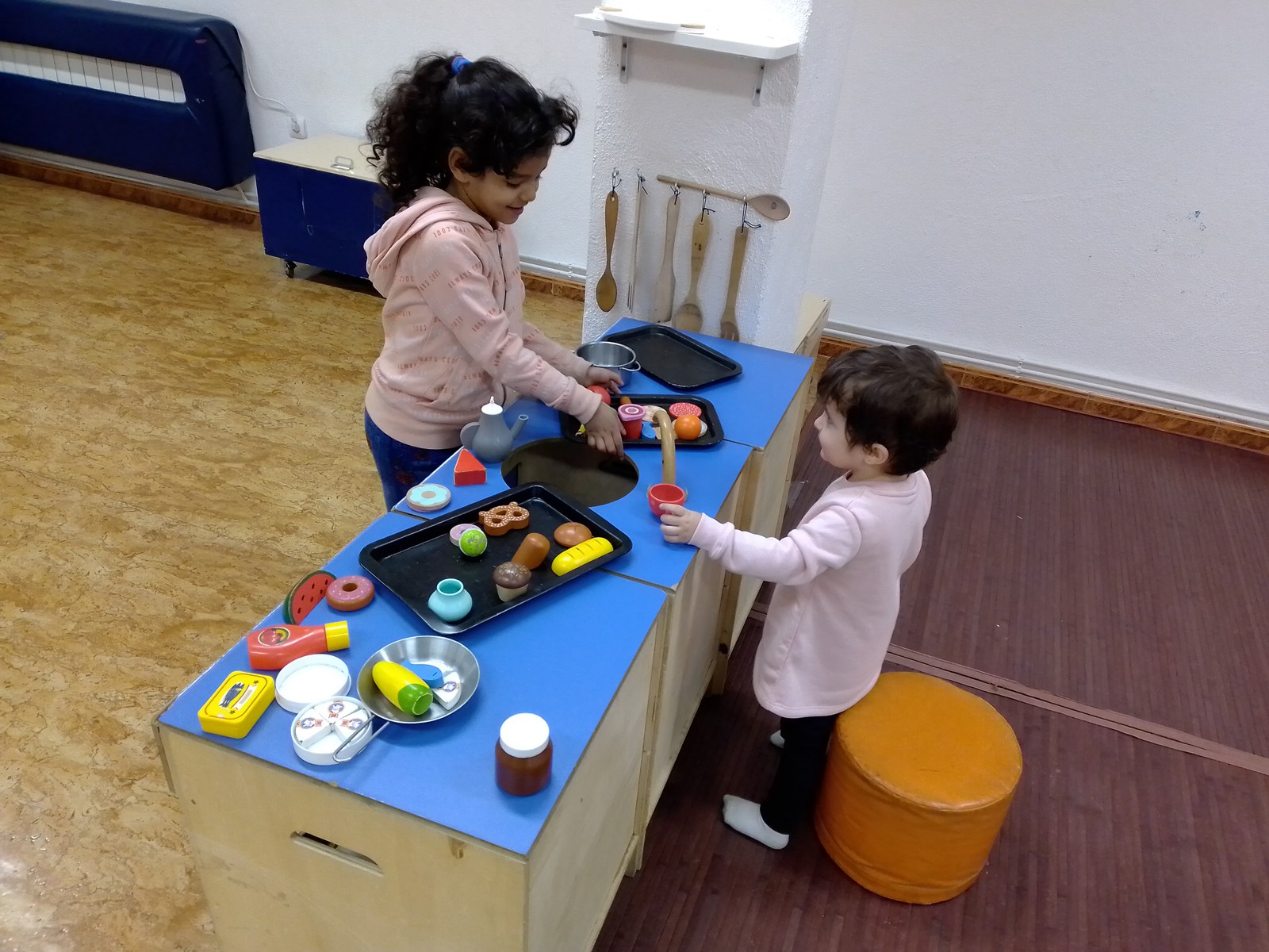 GOGOZ HASI DUGU URTEA USAETXEN!!