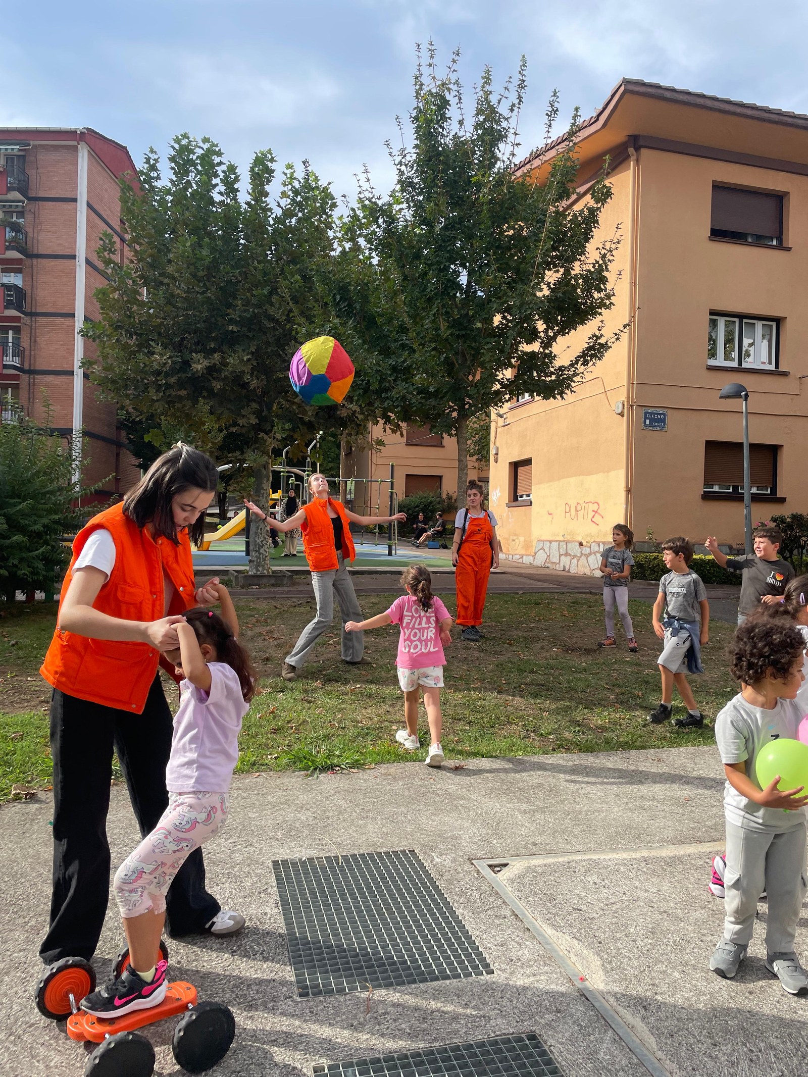 LUDOTEKETAKO ZABALKUNDEA OSPATZEN