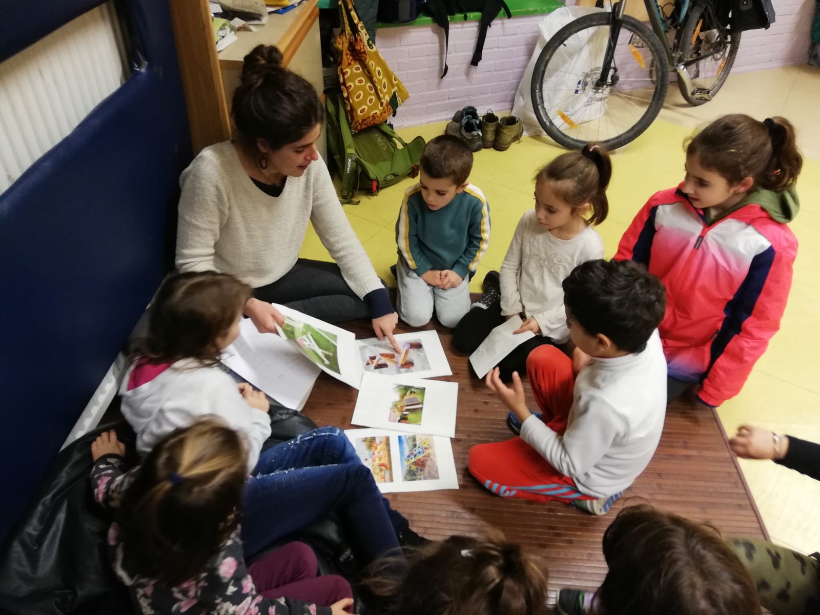 OPOR AURREKO EGUNETAN LUDOTEKAZ GOZATZEN