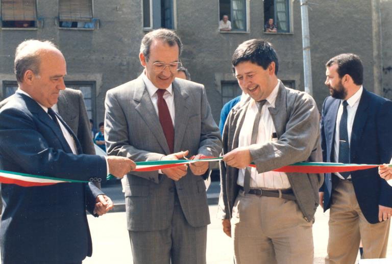 Monterronen inaugurazioa 1986an