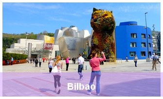 CC by sa 3.0 Mertxe Iturrioz ~ Puppy eskultura Guggenheim-Bilbao museoaren aurrean